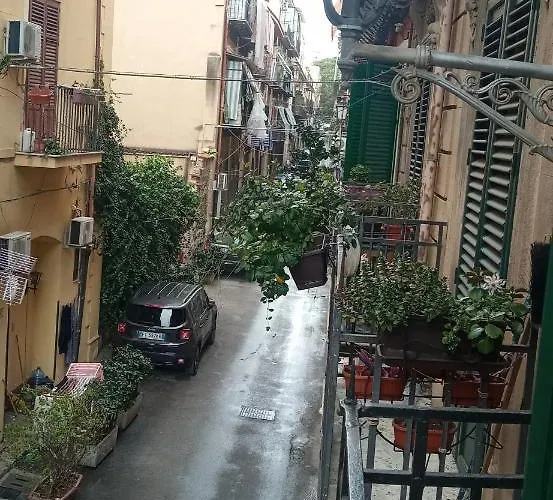 Apartment Zu' Nicola Palermo